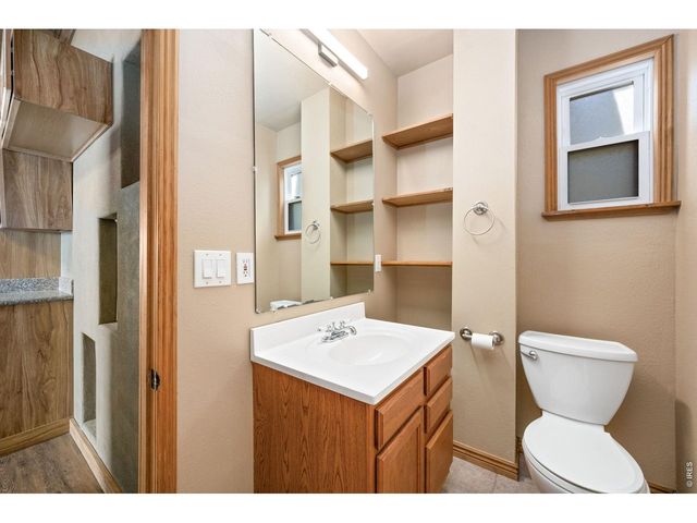 448 W 4th St, Loveland, CO 80537