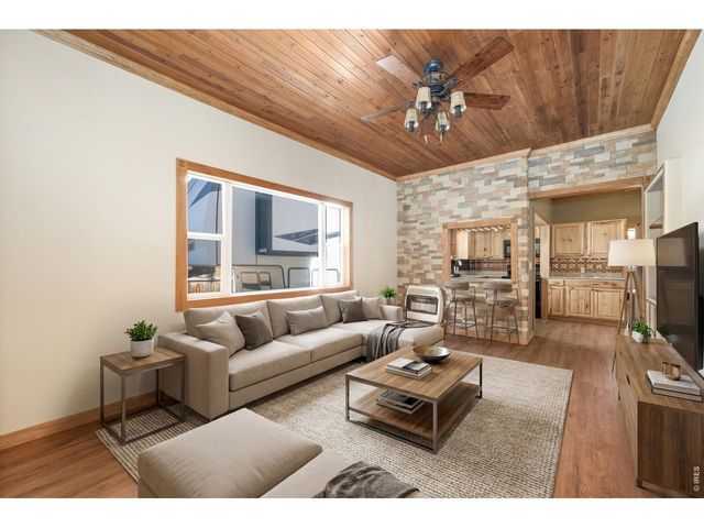 448 W 4th St, Loveland, CO 80537