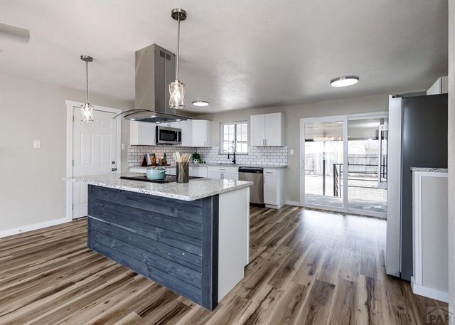 100 Stanford Ave, Pueblo, CO 81005