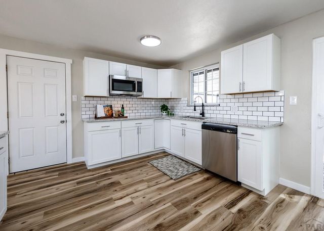 100 Stanford Ave, Pueblo, CO 81005