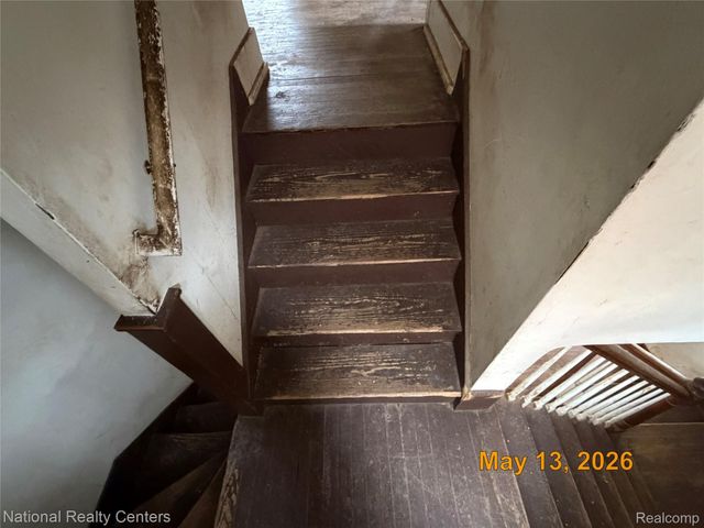 12631 Wilshire Drive, Detroit, MI 48213