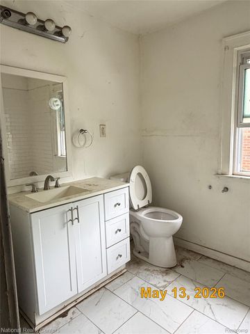 12631 Wilshire Drive, Detroit, MI 48213