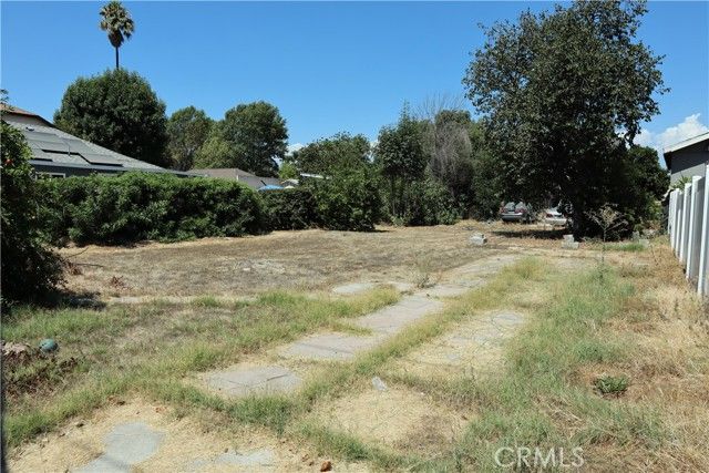 949 W GRAND AVE, Pomona, CA 91766