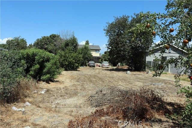 949 W GRAND AVE, Pomona, CA 91766