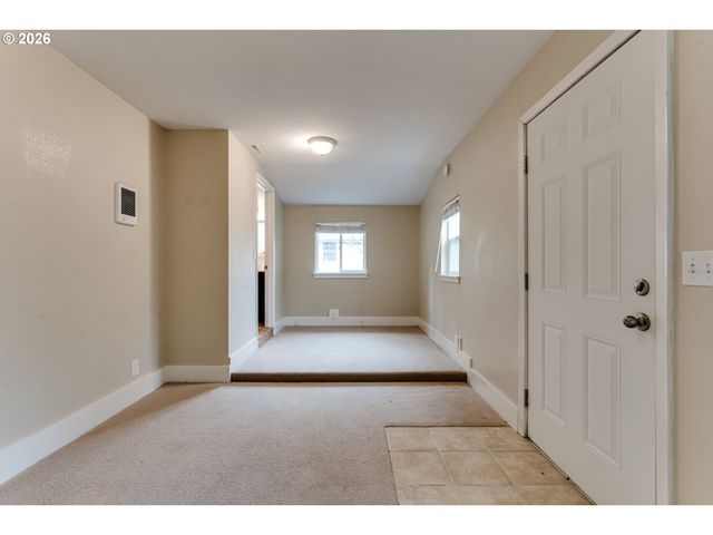 1255 E 24TH Ave, Eugene, OR 97403