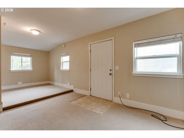 1255 E 24TH Ave, Eugene, OR 97403