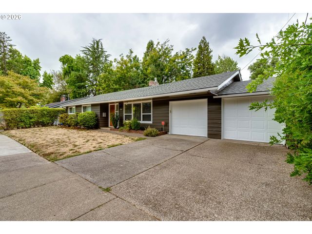 1255 E 24TH Ave, Eugene, OR 97403