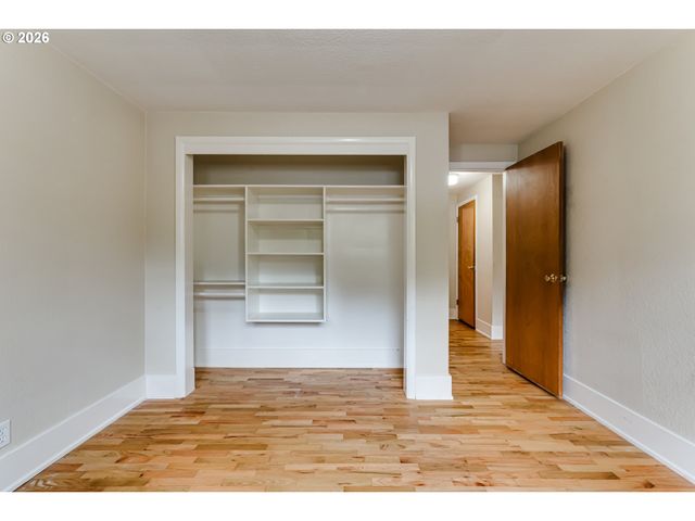 1255 E 24TH Ave, Eugene, OR 97403