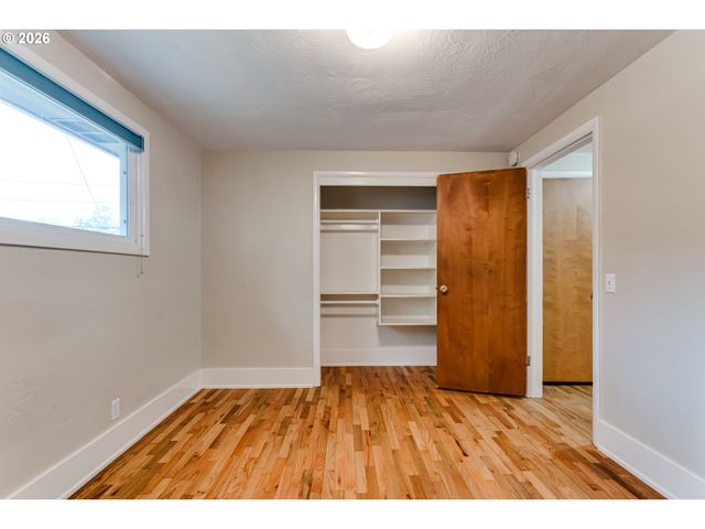 1255 E 24TH Ave, Eugene, OR 97403