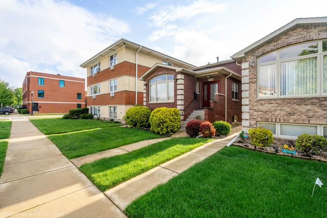 7347 W Diversey Avenue 7, Elmwood Park, IL 60707