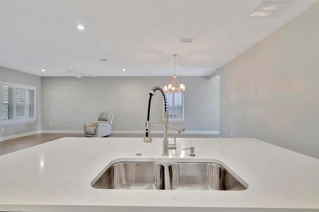 4642 CRESTPOINT WAY, Palmetto, FL 34221