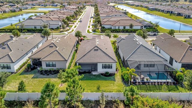 4642 CRESTPOINT WAY, Palmetto, FL 34221