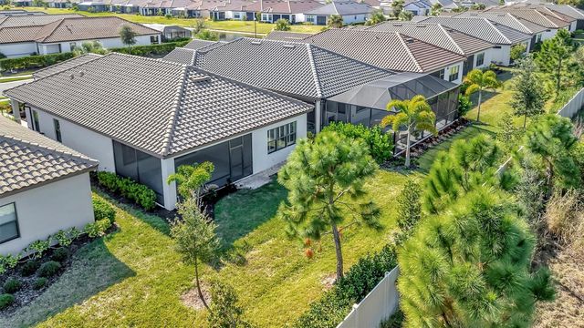 4642 CRESTPOINT WAY, Palmetto, FL 34221