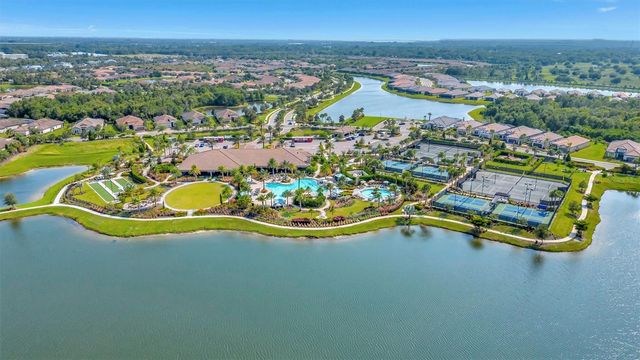 4642 CRESTPOINT WAY, Palmetto, FL 34221