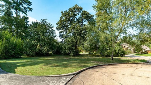 15 Stanford Court, Montgomery, TX 77356