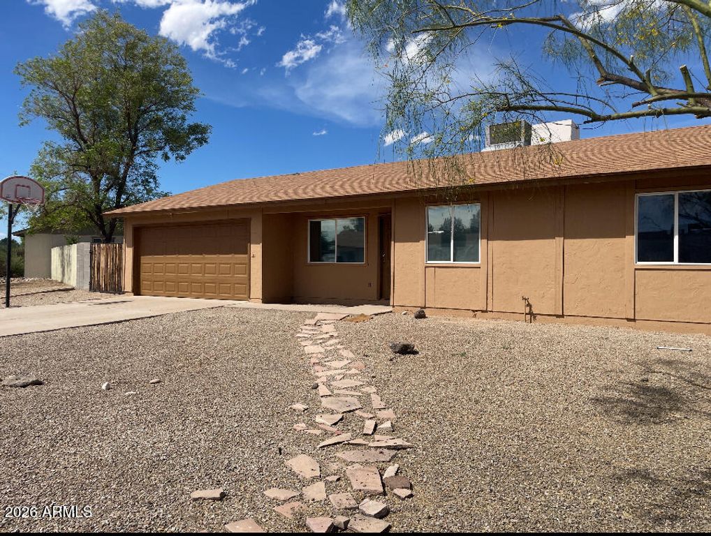 1126 W APOLLO Avenue, Tempe, AZ 85283