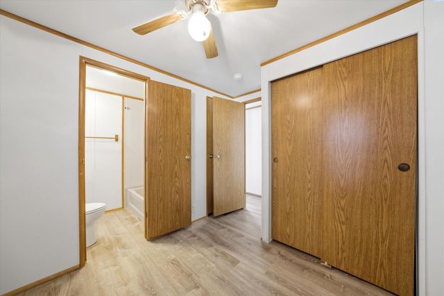 8 W Entiat Place, Kennewick, WA 99336