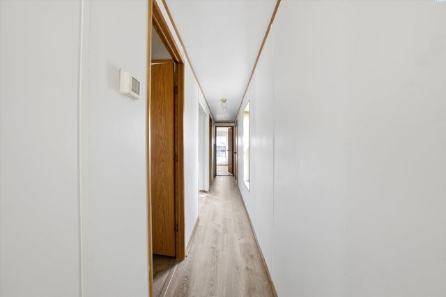 8 W Entiat Place, Kennewick, WA 99336