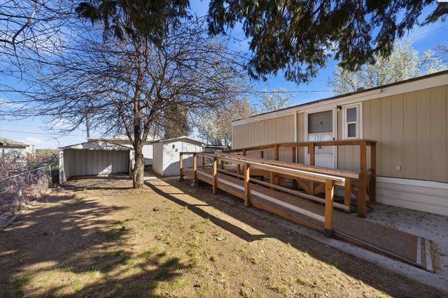 8 W Entiat Place, Kennewick, WA 99336