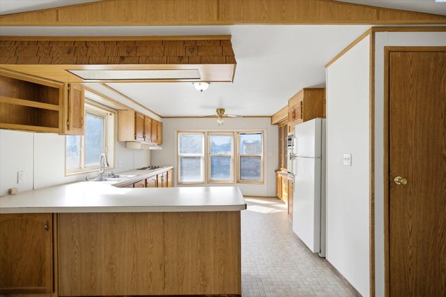 8 W Entiat Place, Kennewick, WA 99336