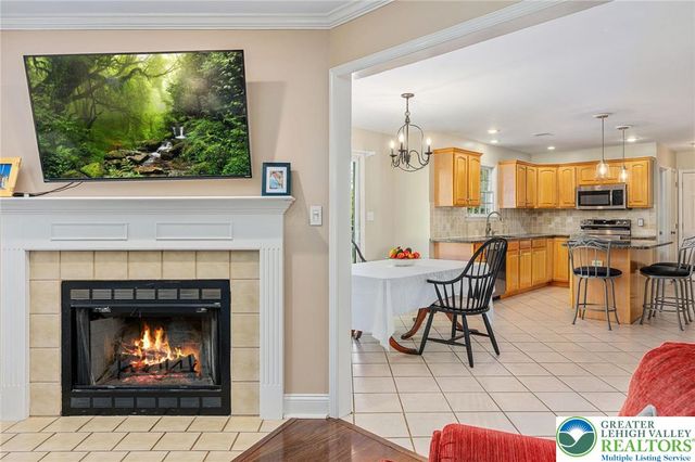 3519 Sharon Circle, North Whitehall Twp, PA 18078