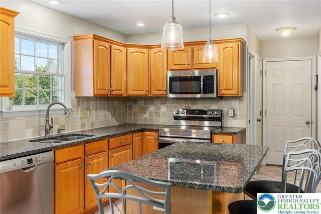 3519 Sharon Circle, North Whitehall Twp, PA 18078