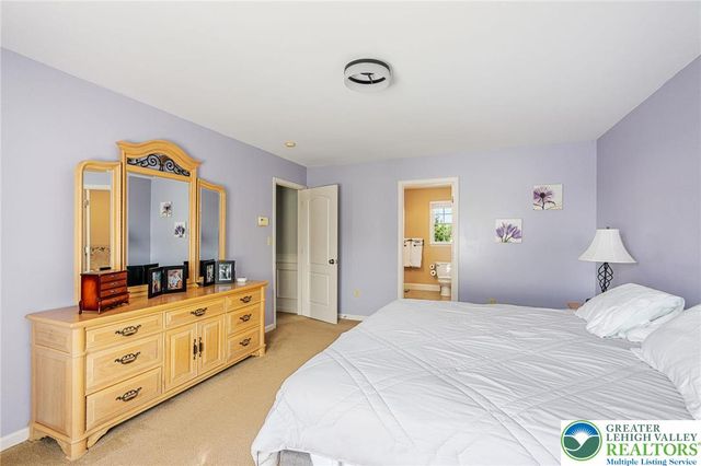 3519 Sharon Circle, North Whitehall Twp, PA 18078