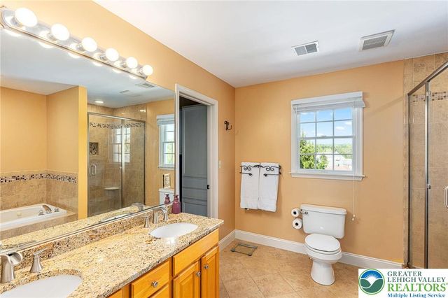 3519 Sharon Circle, North Whitehall Twp, PA 18078