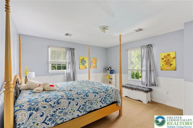 3519 Sharon Circle, North Whitehall Twp, PA 18078