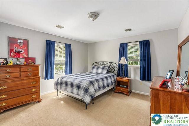 3519 Sharon Circle, North Whitehall Twp, PA 18078