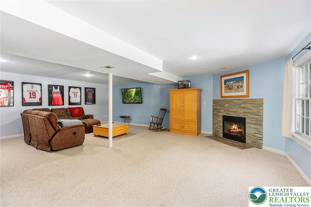 3519 Sharon Circle, North Whitehall Twp, PA 18078