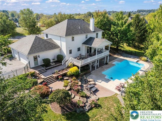 3519 Sharon Circle, North Whitehall Twp, PA 18078