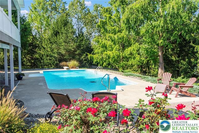 3519 Sharon Circle, North Whitehall Twp, PA 18078