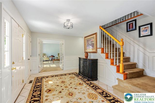 3519 Sharon Circle, North Whitehall Twp, PA 18078