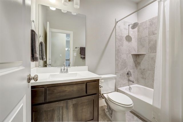 257 Axis LOOP, Georgetown, TX 78628