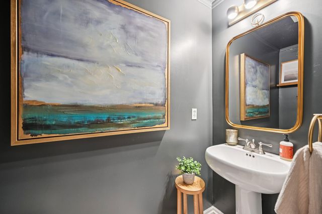 6517 Upper Lake Circle, Westerville, OH 43082