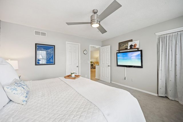 6517 Upper Lake Circle, Westerville, OH 43082