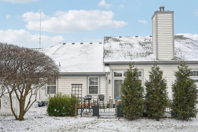 6517 Upper Lake Circle, Westerville, OH 43082