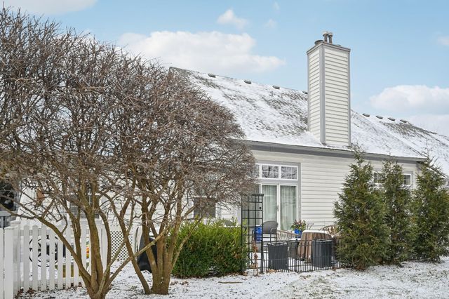 6517 Upper Lake Circle, Westerville, OH 43082