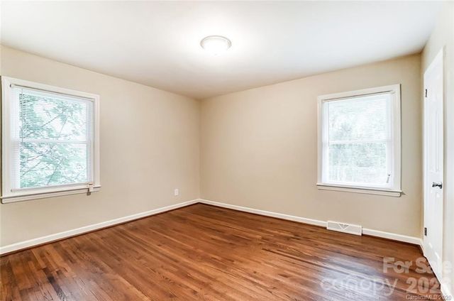 3443 Airlie Street, Charlotte, NC 28205