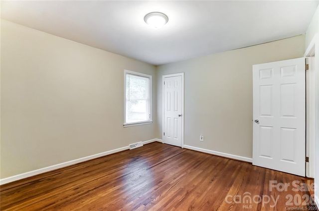 3443 Airlie Street, Charlotte, NC 28205