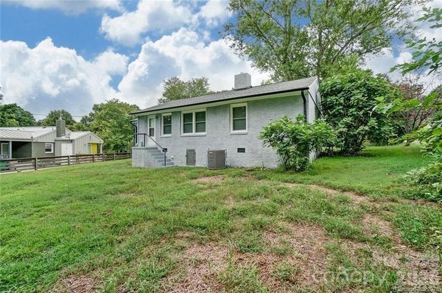 3443 Airlie Street, Charlotte, NC 28205