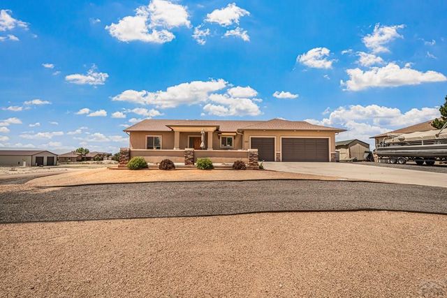 1161 S Papago Dr, Pueblo West, CO 81007