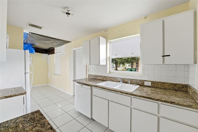 21123 GLENDALE AVENUE, Port Charlotte, FL 33952