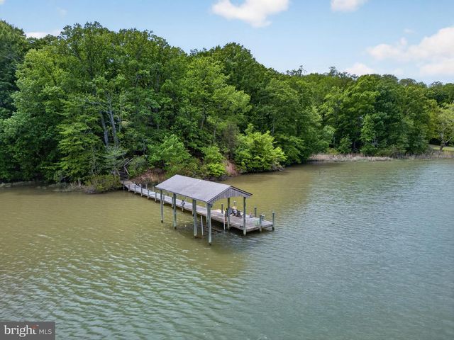 66 OLD PROSPECT LNDG, Montross, VA 22520