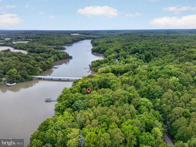 66 OLD PROSPECT LNDG, Montross, VA 22520