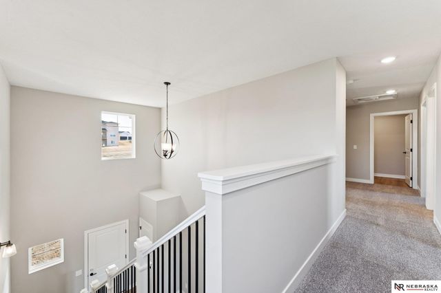 11302 Portage Circle, Papillion, NE 68046