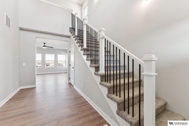 11302 Portage Circle, Papillion, NE 68046