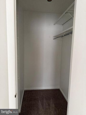 1475 1475 MOUNT HOLLY RD, Edgewater Park, NJ 08010