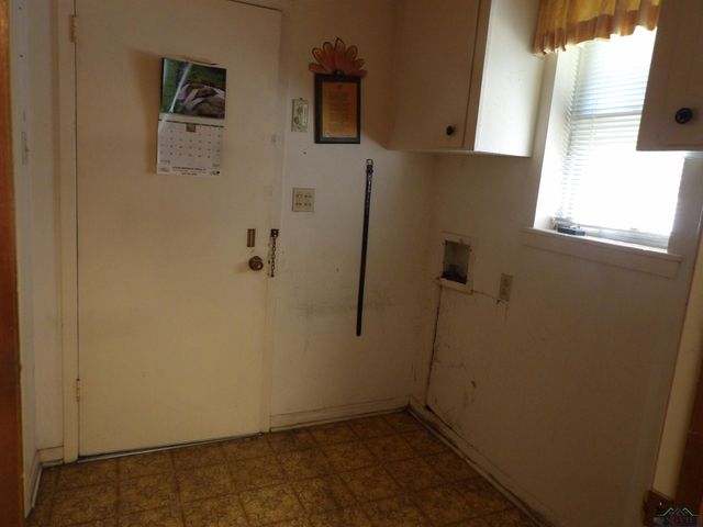 2307 Lilly St, Longview, TX 75602